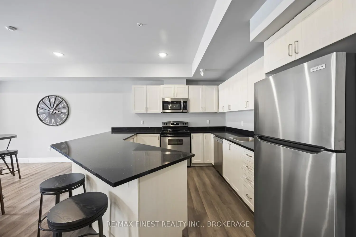 Additional image 5 of 501 Frontenac Street 308