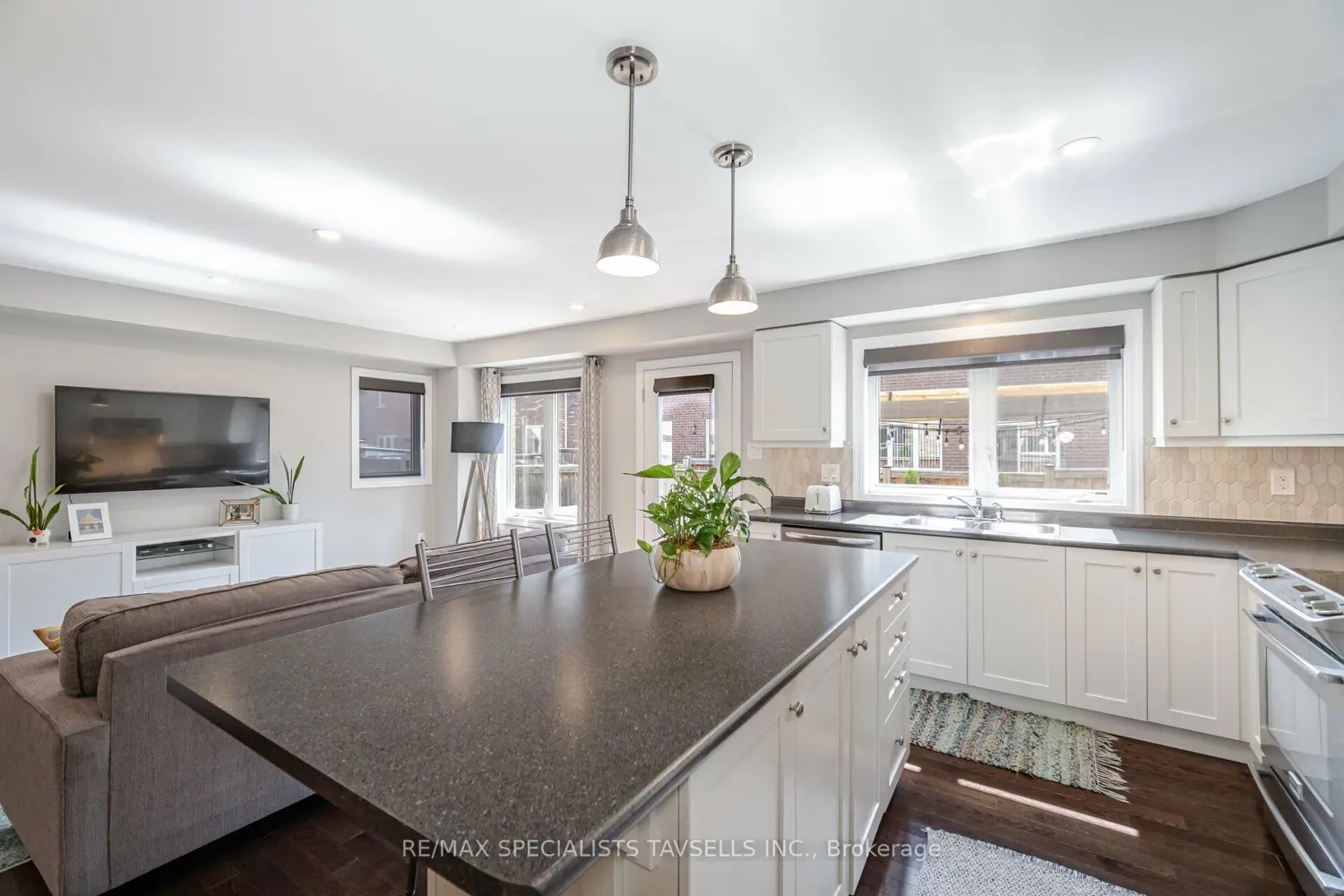 Additional image 9 of 13 Lothbury Drive