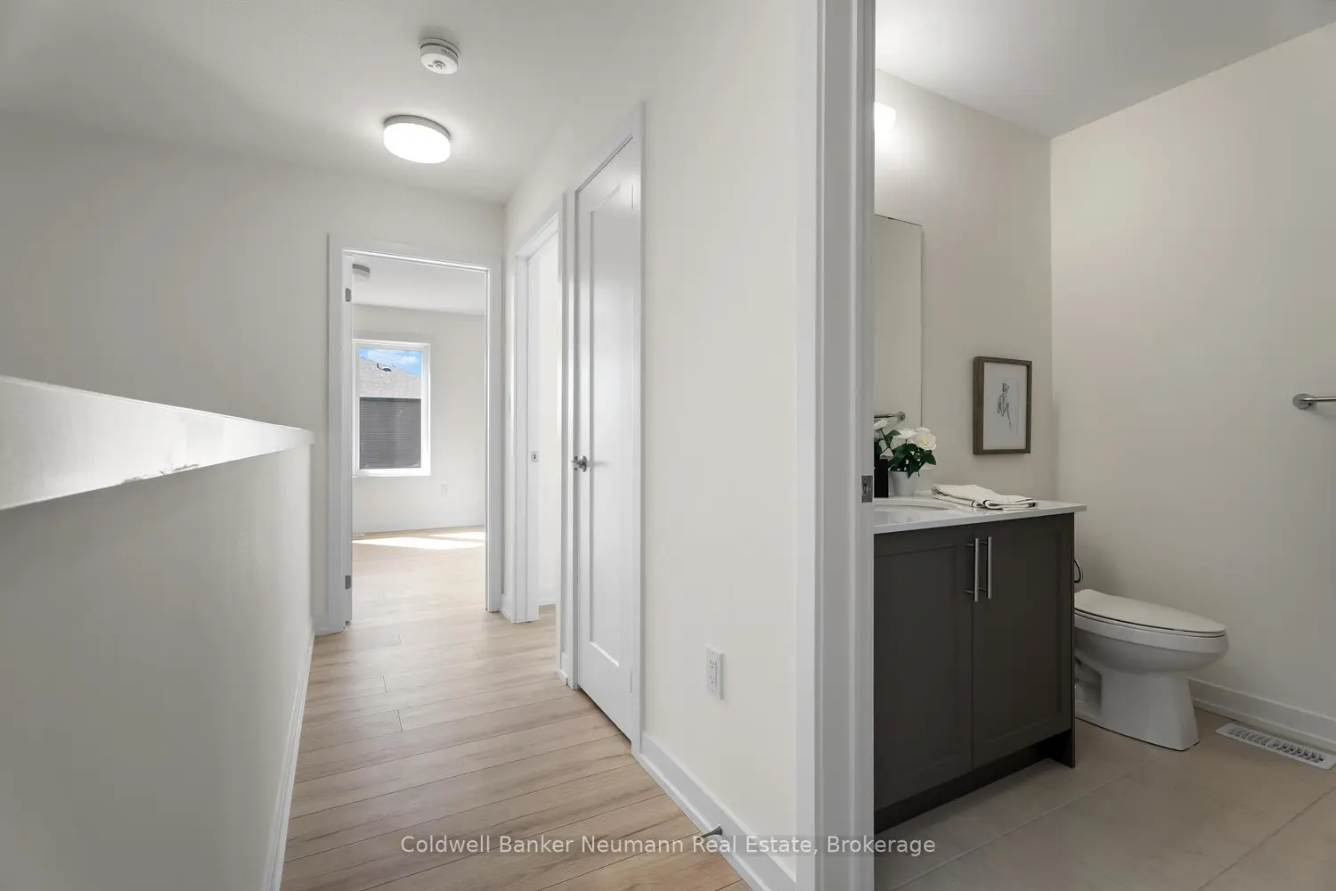 Additional image 10 of 940 St David Street 51