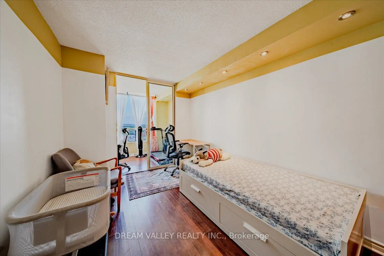 Additional image 13 of 5765 Yonge St Street Ph504