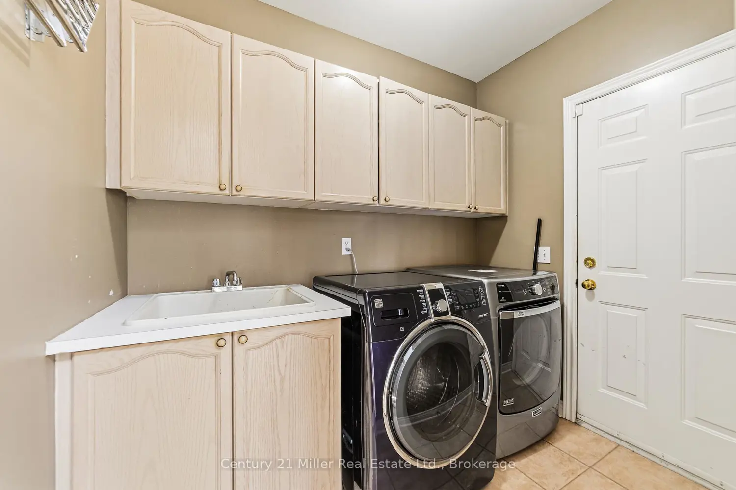 Additional image 8 of 1576 Bayshire Drive