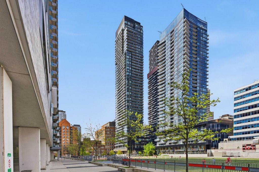 807-39 Roehampton Avenue, Toronto, ON, M4P 0B9