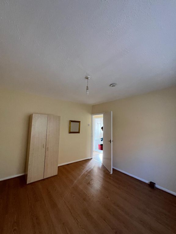 Additional image 10 of 2 bed maisonette to rentRiverside Gardens, Wembley HA0
