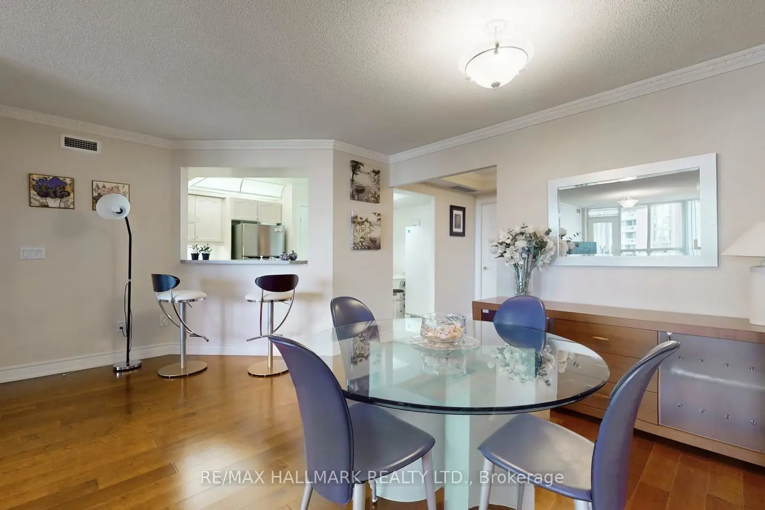 Additional image 9 of 89 Skymark Drive 1610
