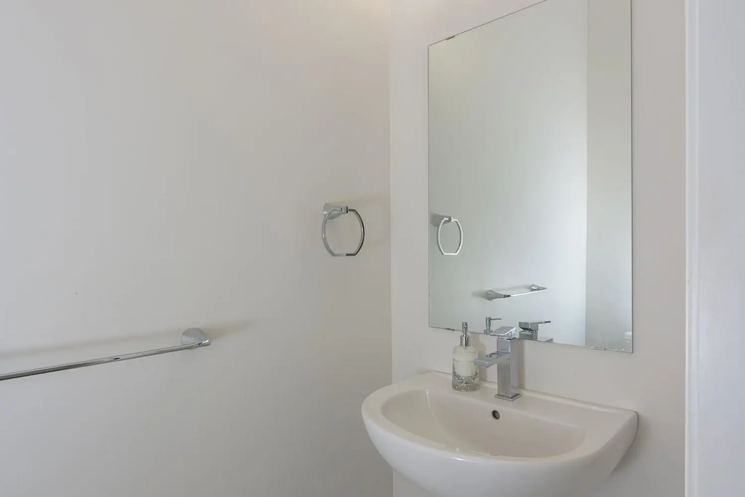 Additional image 8 of 4142 Campbell Street