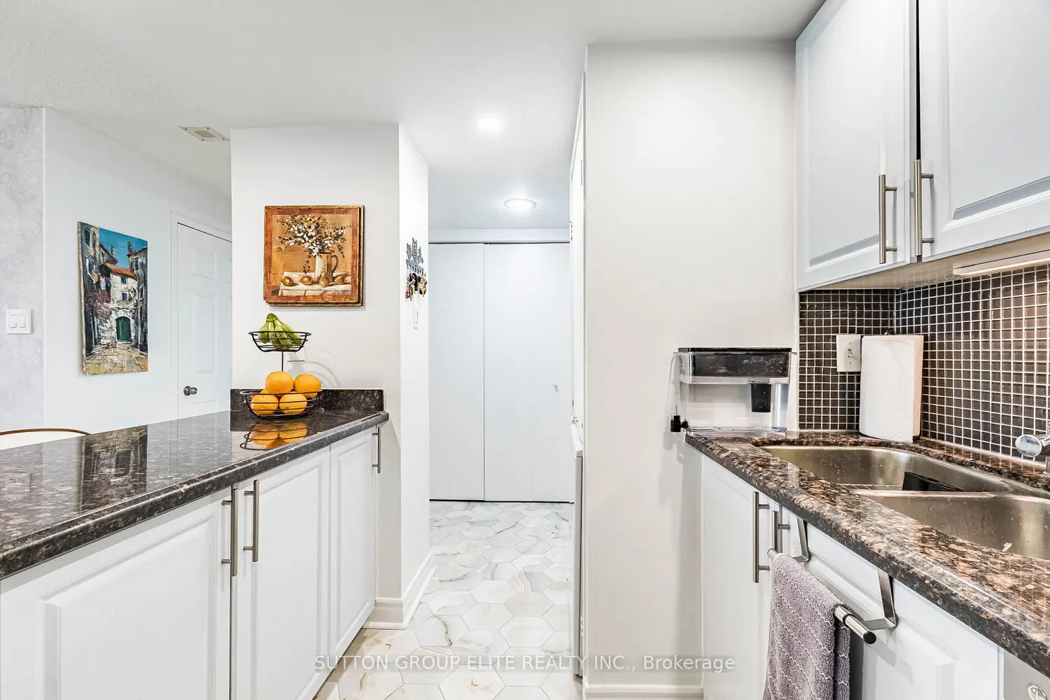 Additional image 7 of 2091 Hurontario Street 307