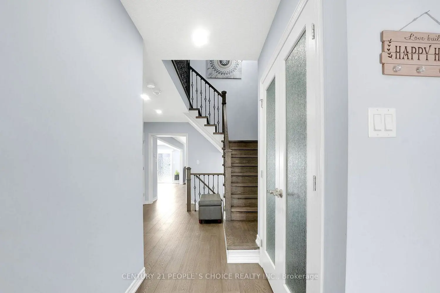 286 Macalister Boulevard photo 3
