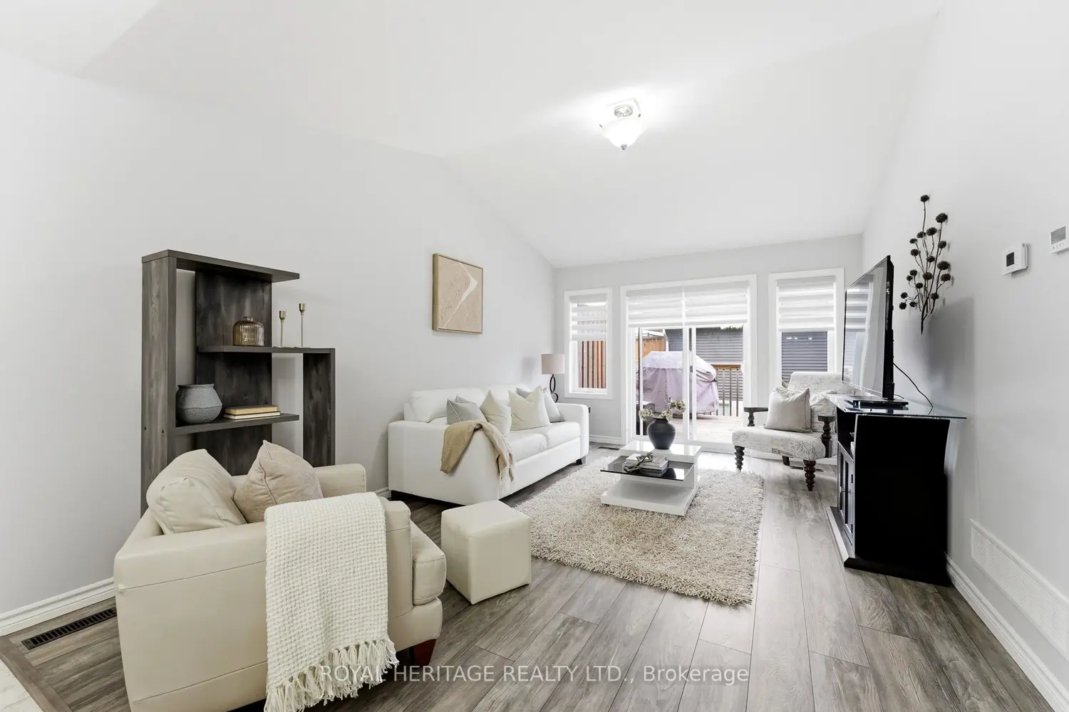 Additional image 11 of 10 Sandhu Crescent
