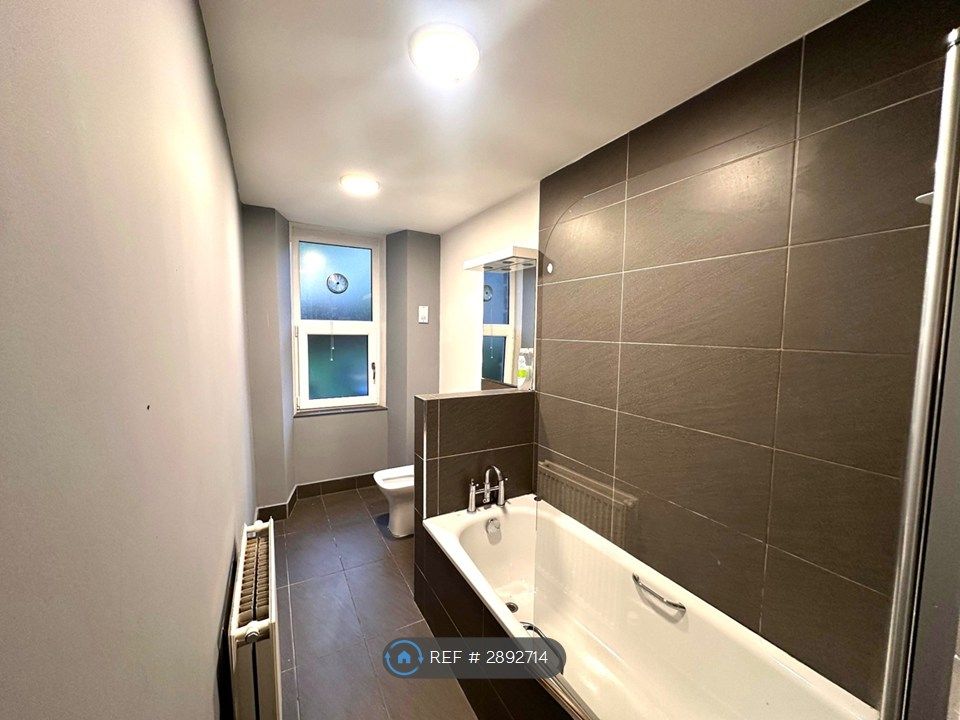 Additional image 5 of 4 bed flat to rentCecil Street, Glasgow G12