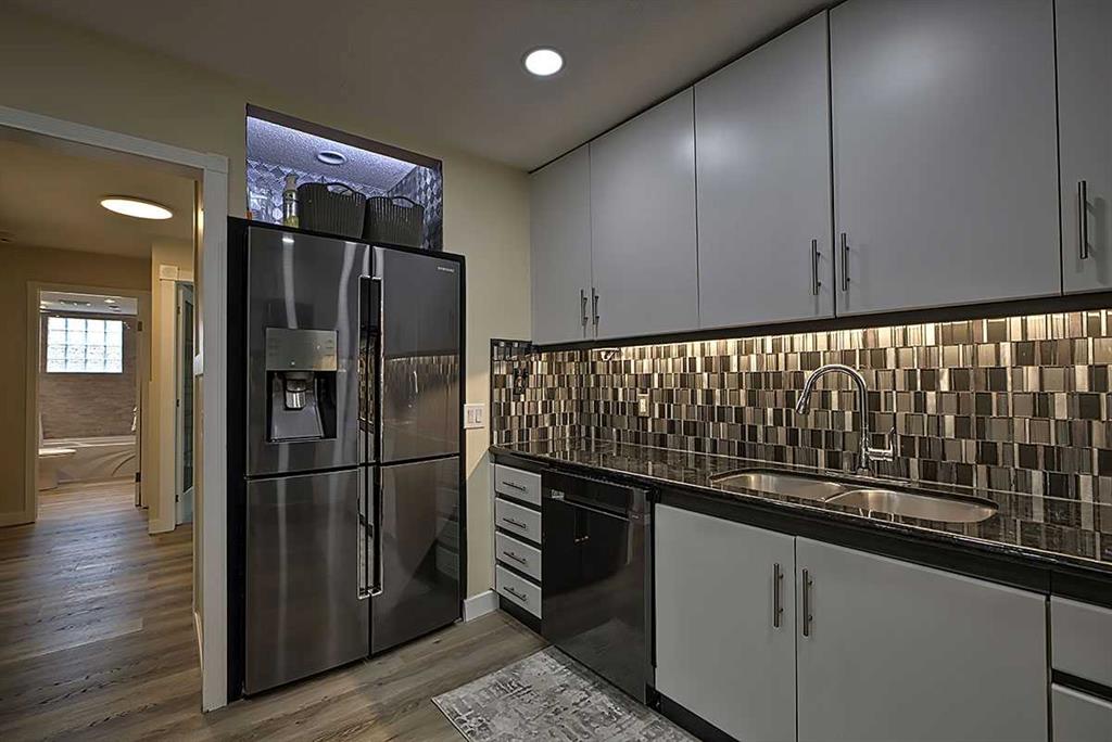Additional image 4 of 48 Deermont Way SE, Calgary, AB, T2J 5P3