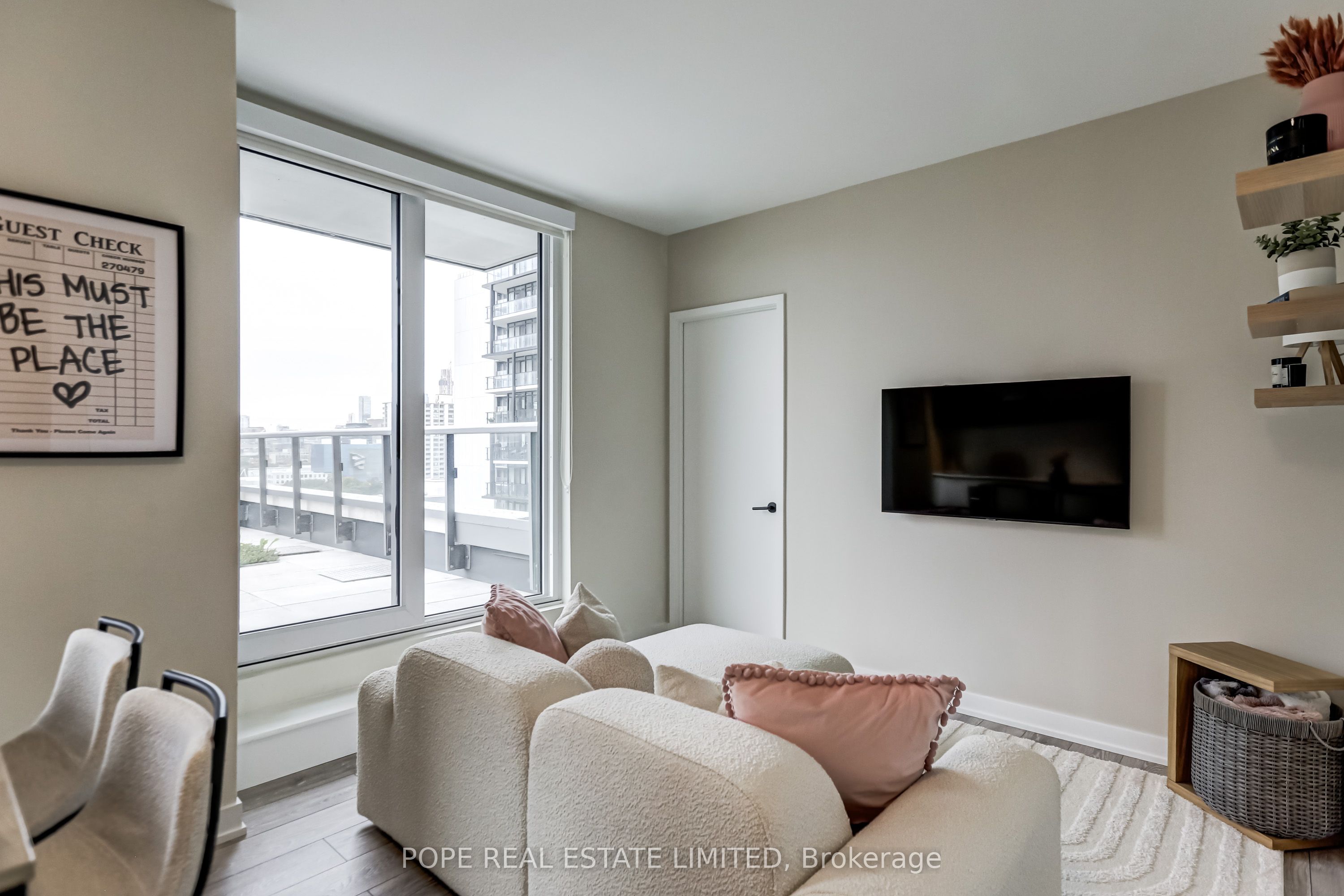 Additional image 5 of 1502-108 Peter Street, Toronto, ON, M5V 0W2