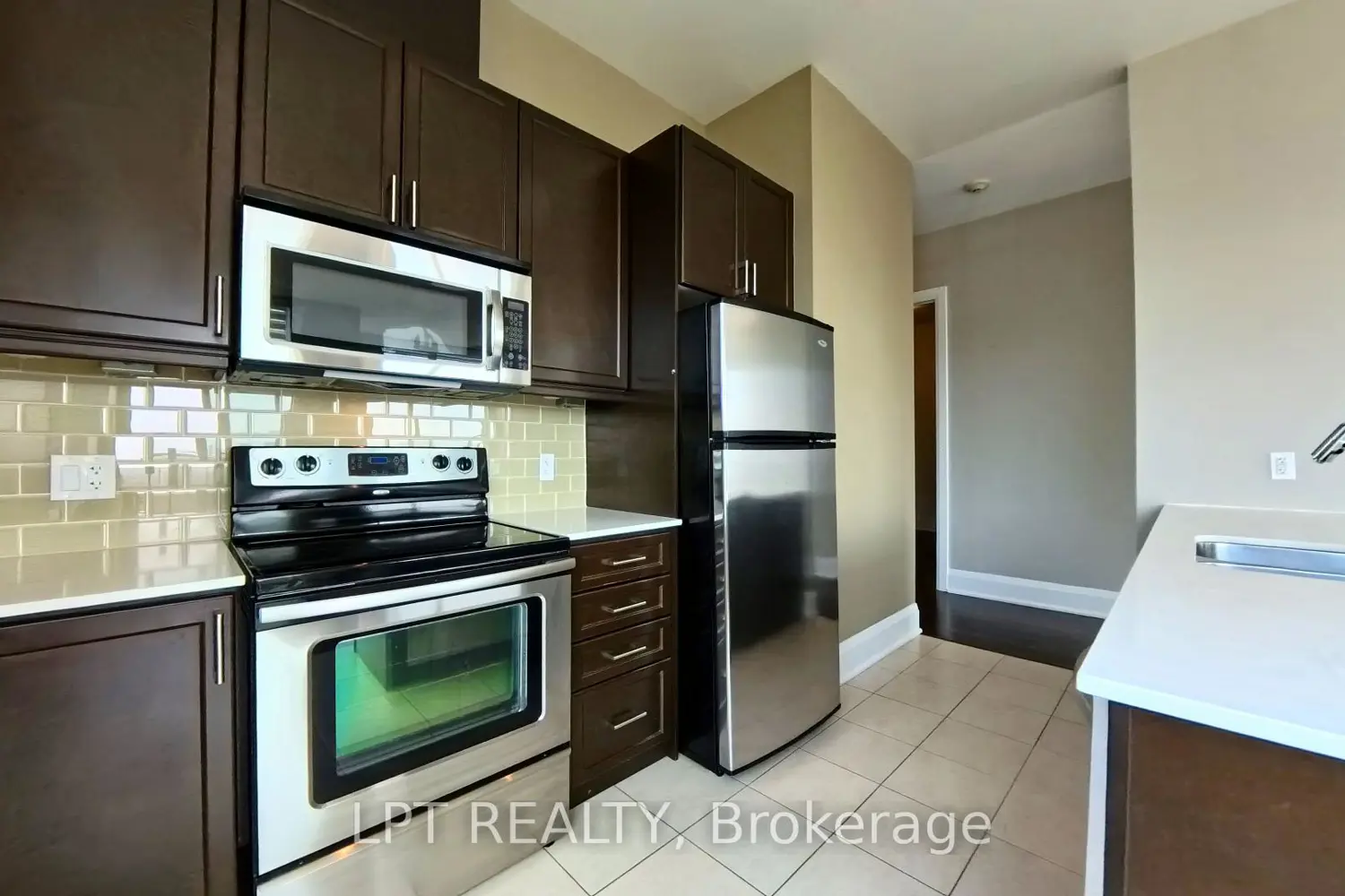 Additional image 3 of 2470 Prince Michael Drive 703