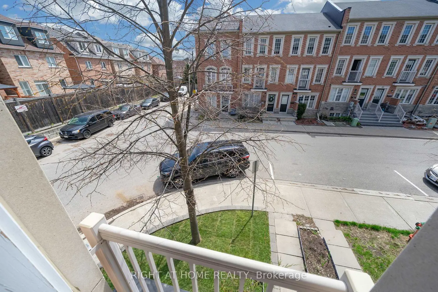 Additional image 9 of 83 Odoardo Di Santo Circle