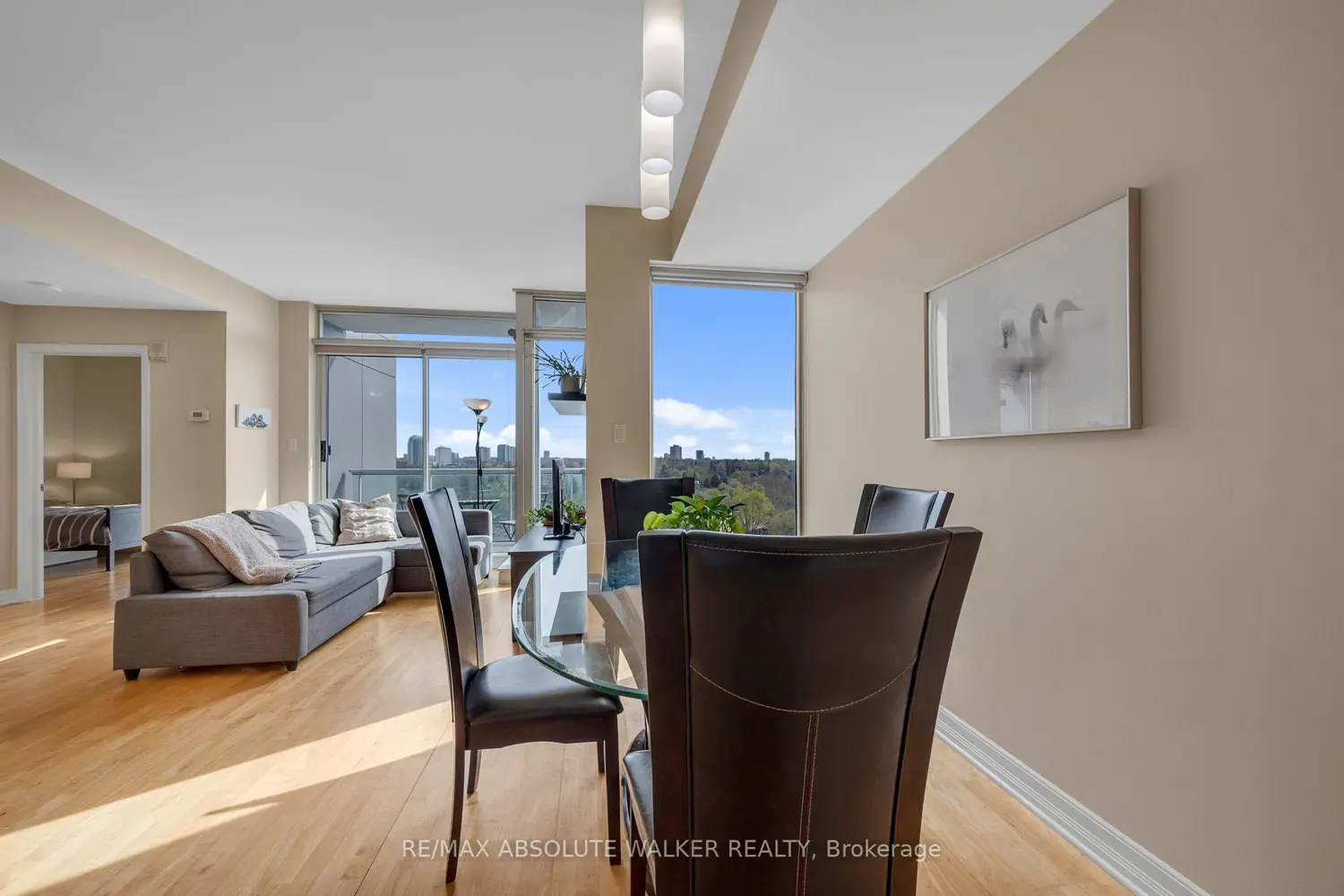 Additional image 10 of 1227 Wellington Street 903