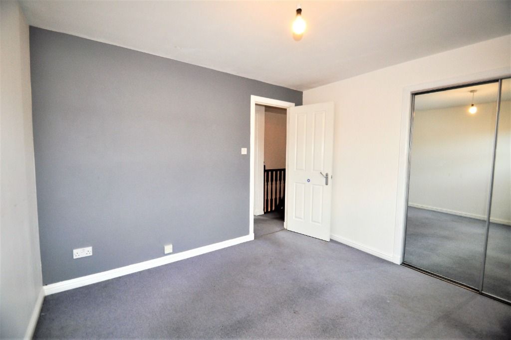 Additional image 8 of 3 bed semi-detached house to rentFernieside Place, Gilmerton, Edinburgh EH17