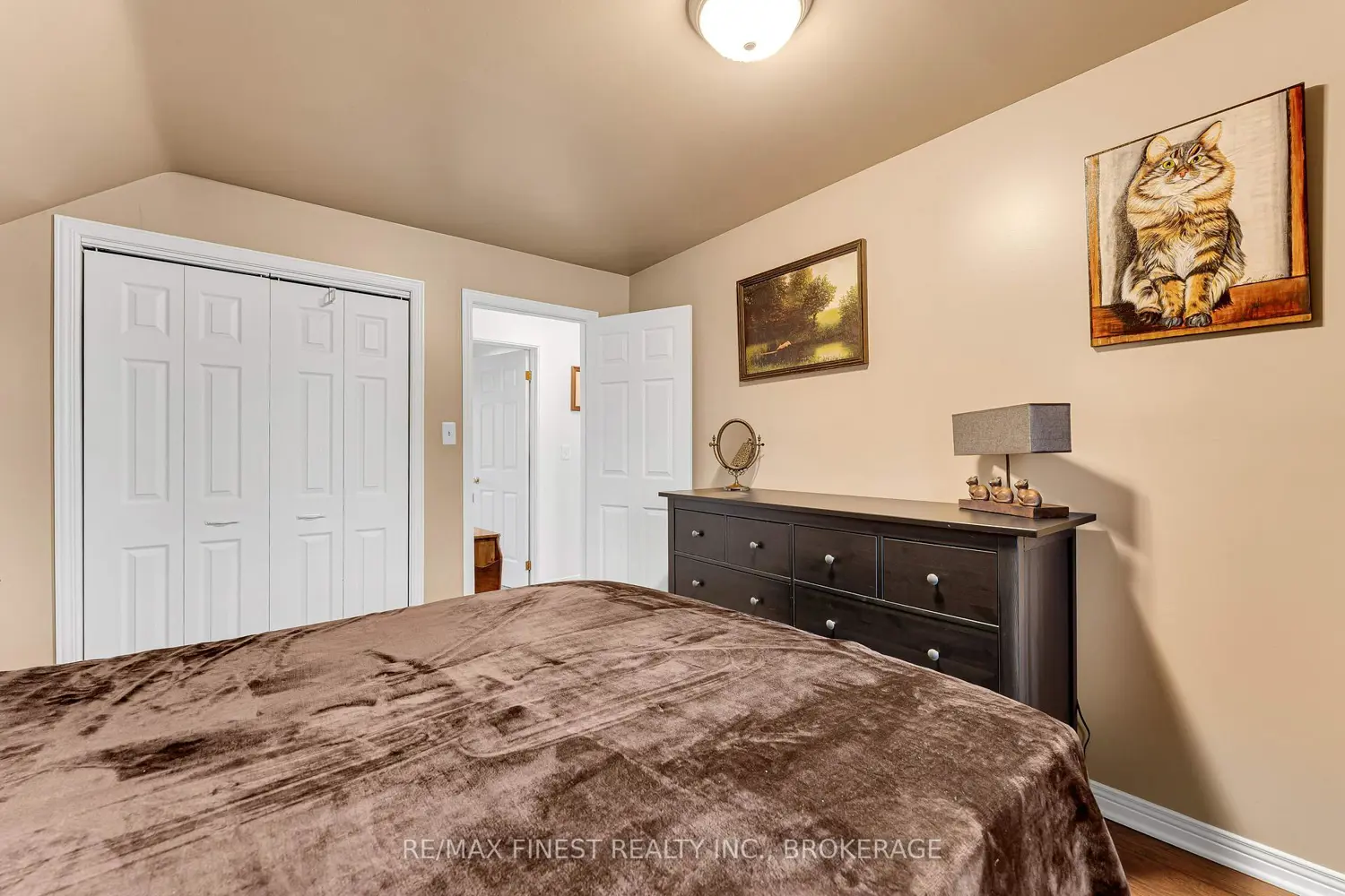 Additional image 13 of 580 Macdonnell Street