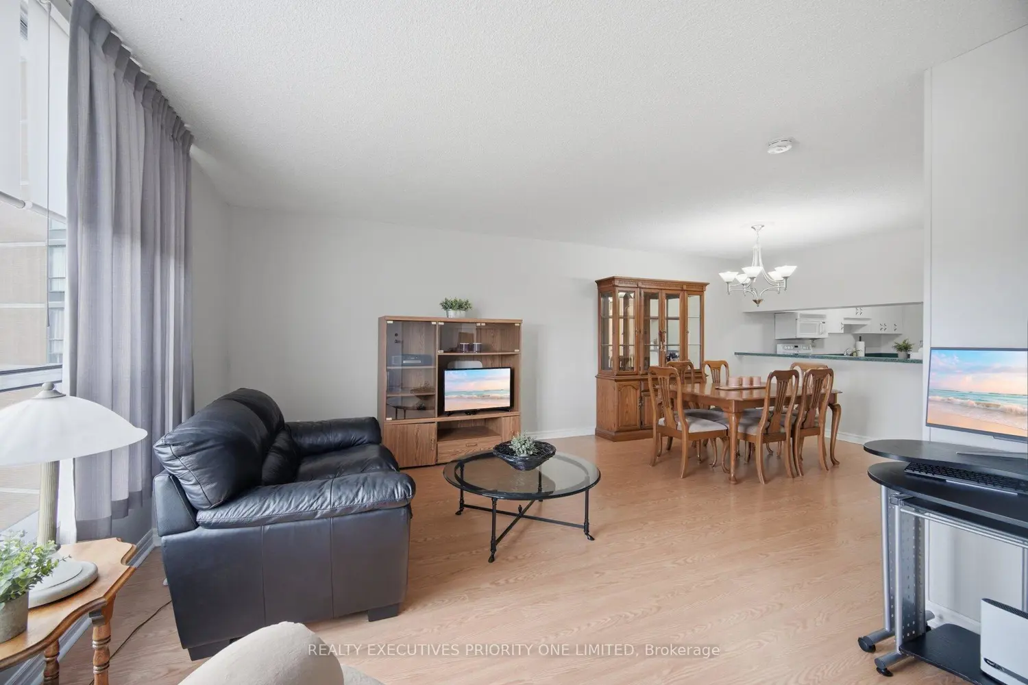 Additional image 11 of 10 Martha Eaton Way 1013