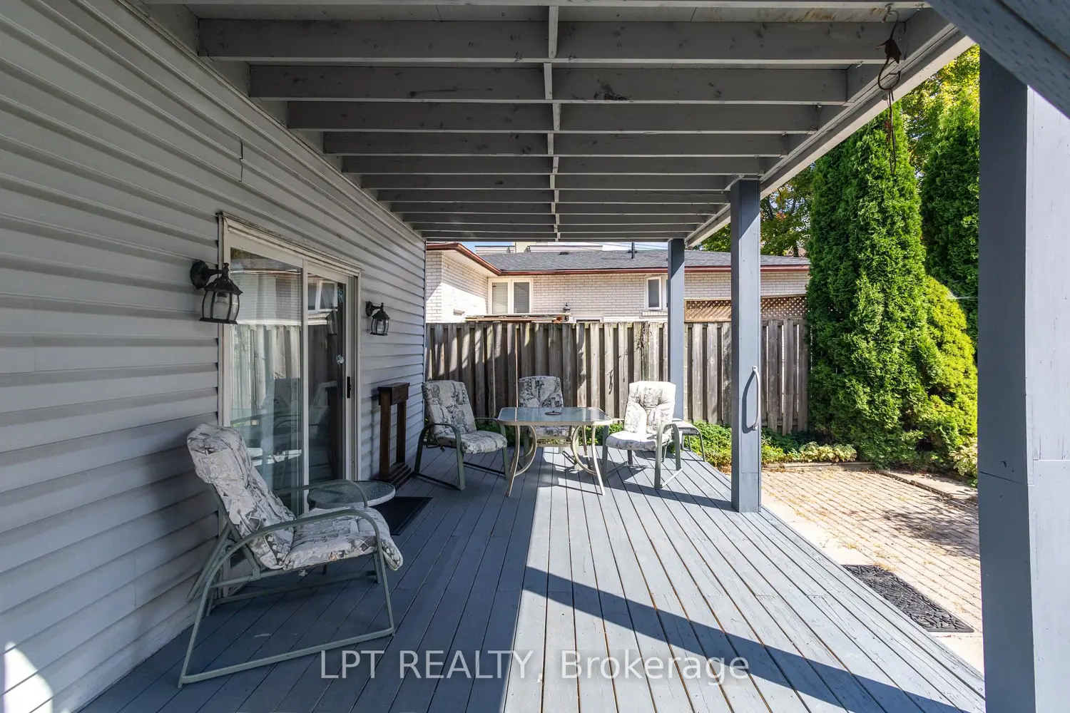 6823 Main Street photo 5