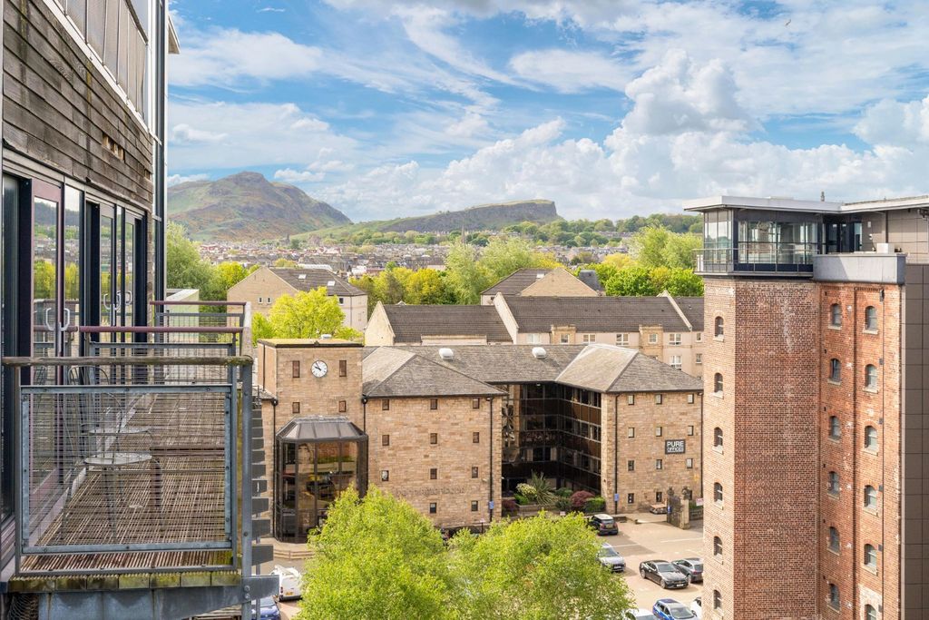 Additional image 30 of 2 bed flat to rentBreadalbane Street, Leith, Edinburgh EH6