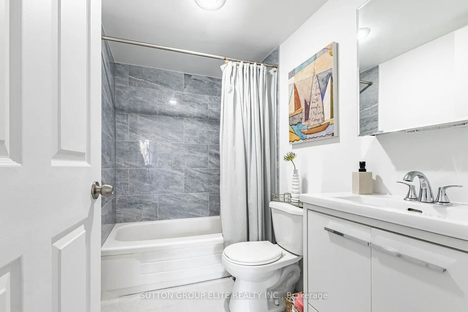 Additional image 18 of 2091 Hurontario Street 307