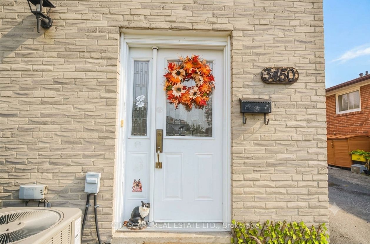 Additional image 2 of 3450 Ellengale Drive, Mississauga, ON, L5C 1Z7