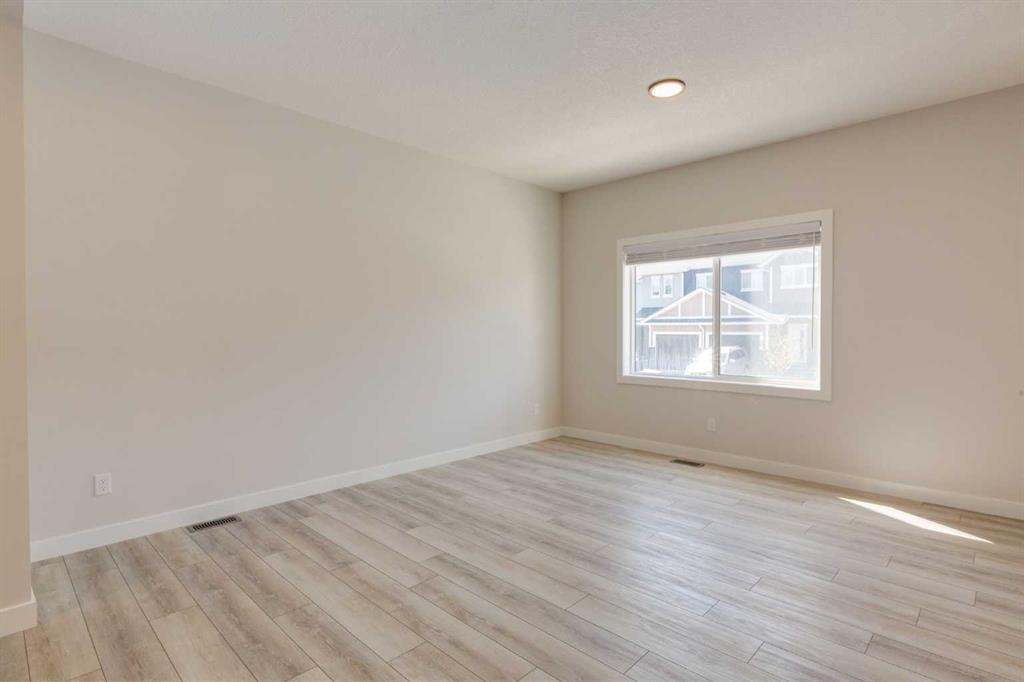 Additional image 4 of 31 Tuscany Summit Square NW, Calgary, AB, T3L 0G1