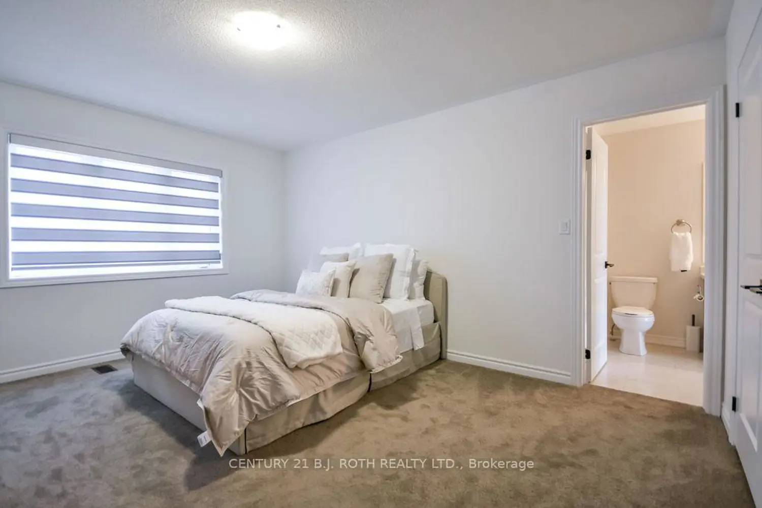 Additional image 13 of 1521 Broderick Street