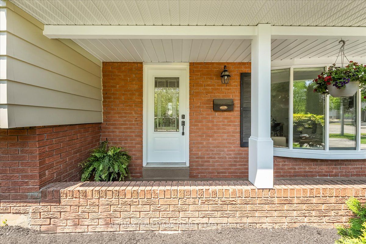 Additional image 6 of 370 Dunlop Crescent, Burlington, ON, L7L 3N7