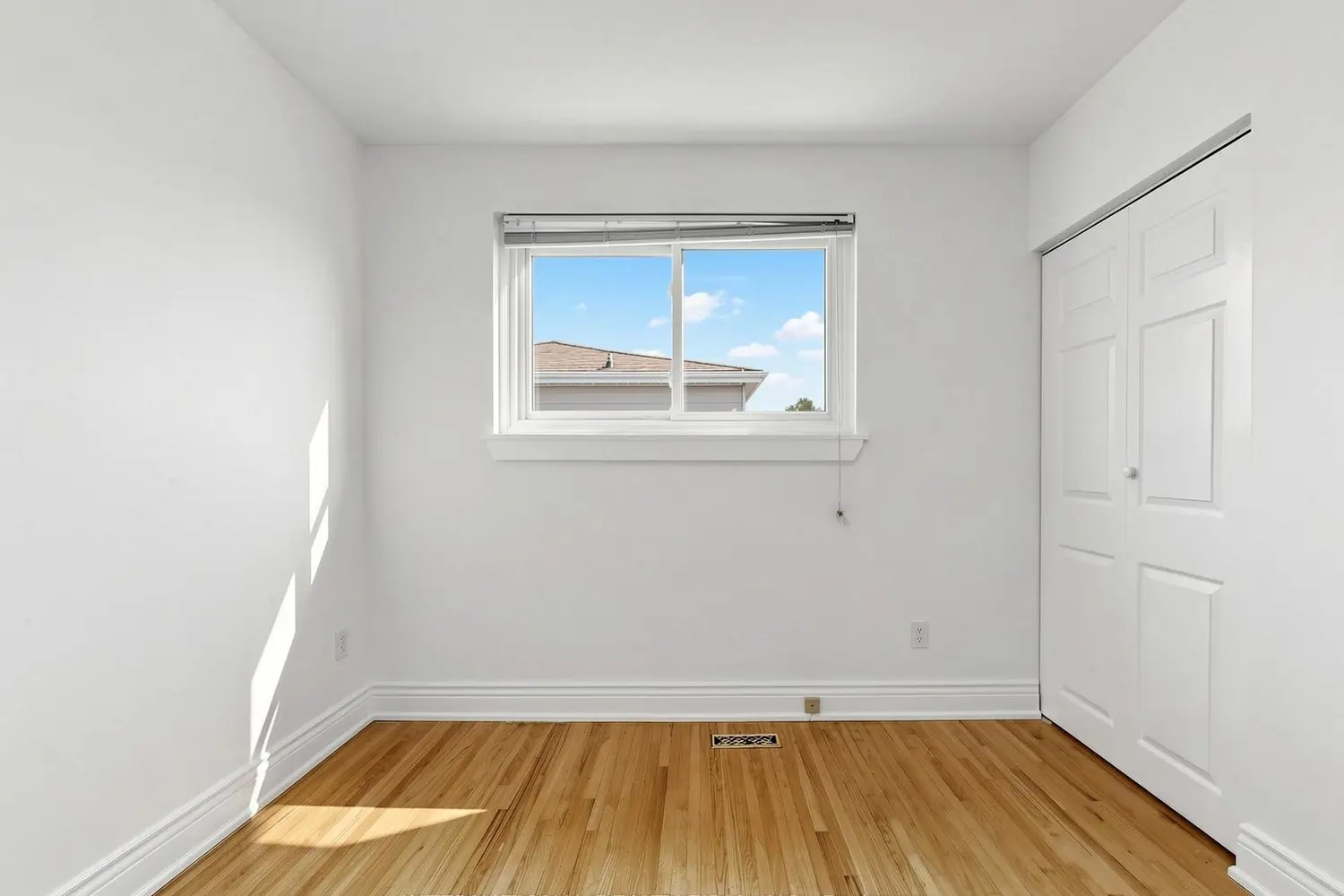 Additional image 9 of 33 Danesbury Crescent