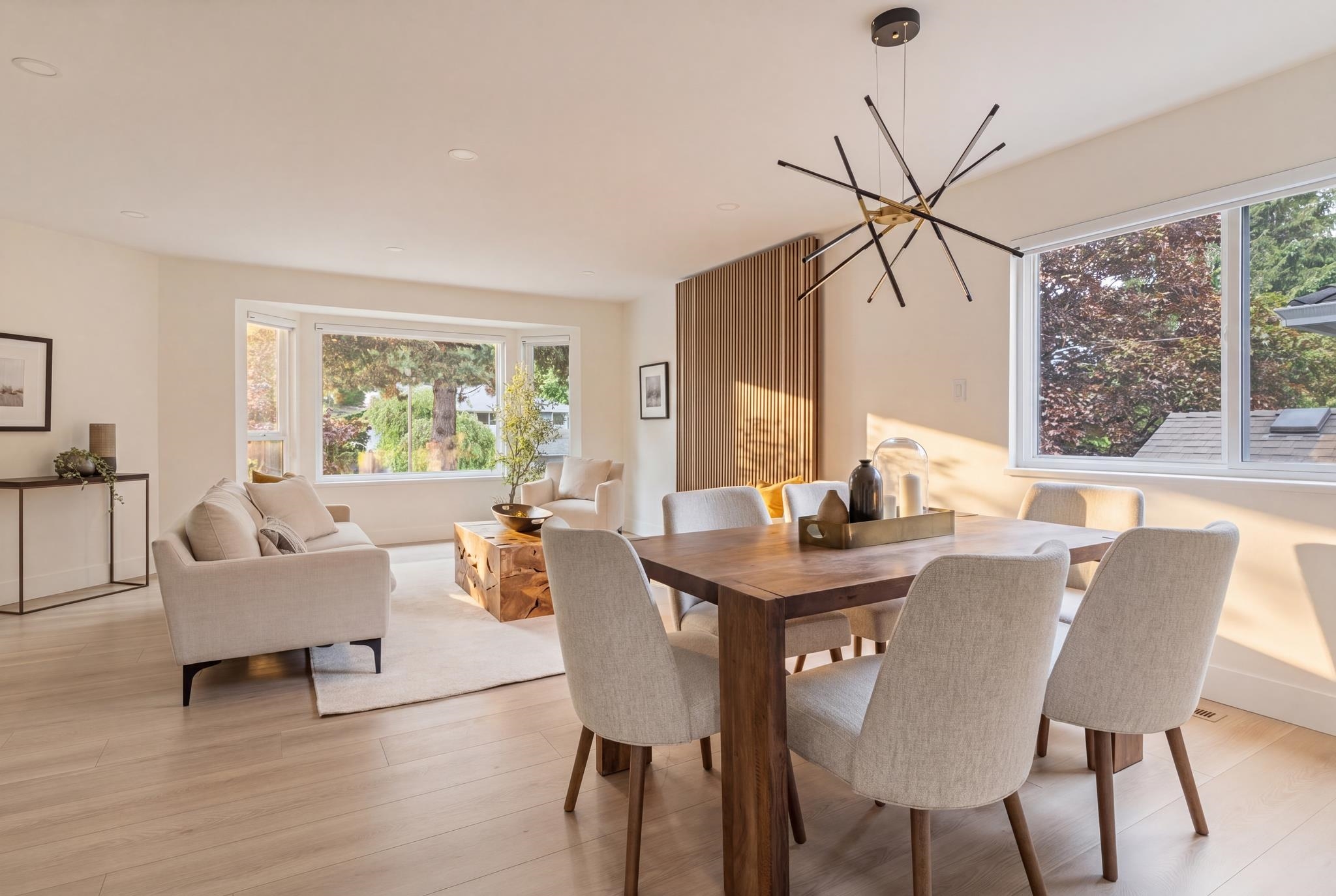 Additional image 4 of 1535 Ostler Court, North Vancouver, BC, V7G 2P1