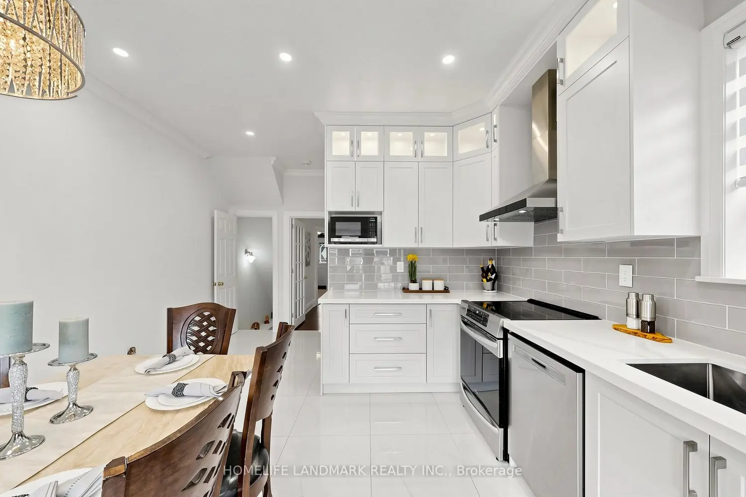 Additional image 3 of 70 Bartlett Avenue