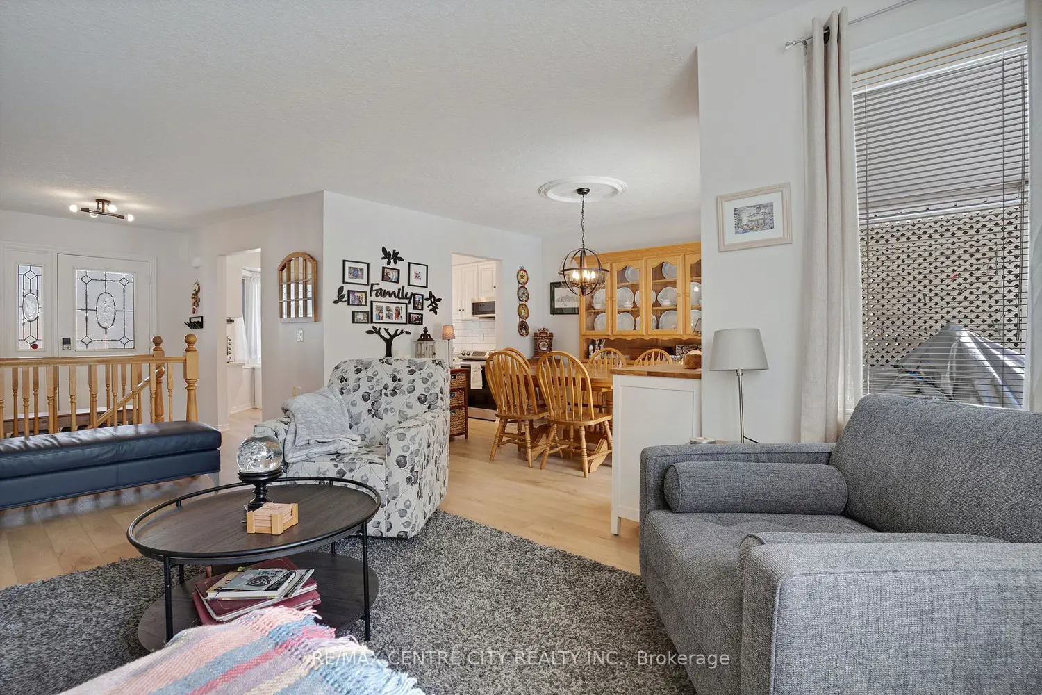 Additional image 2 of 9 Lakefield Court 89