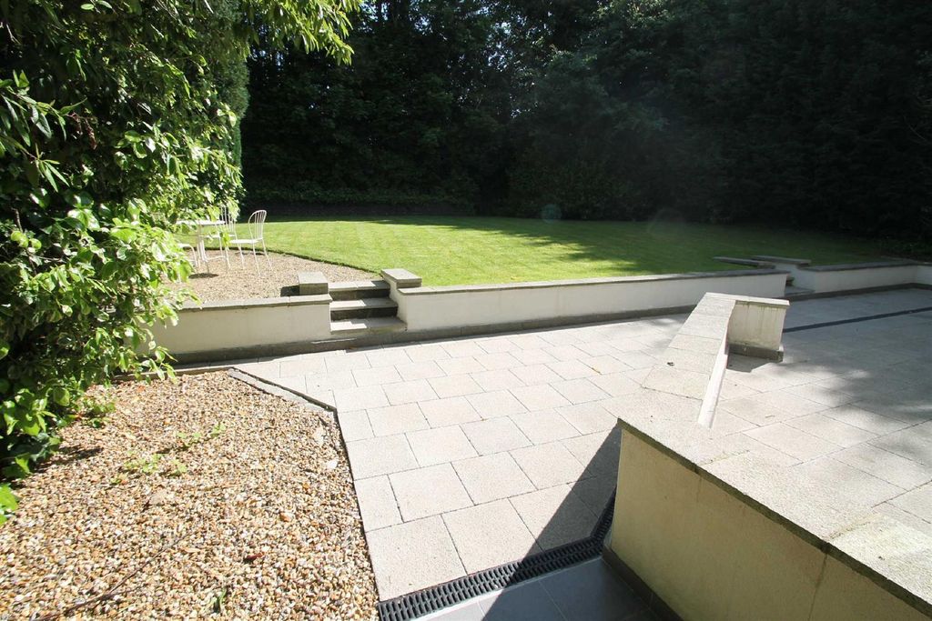 Additional image 10 of 3 bed flat to rentCornhill, Park Road, Bowdon WA14