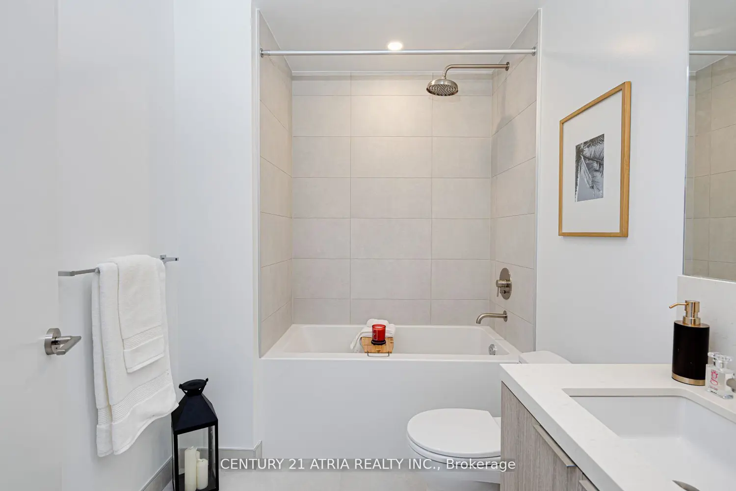 Additional image 8 of 2020 Bathurst Street 1820