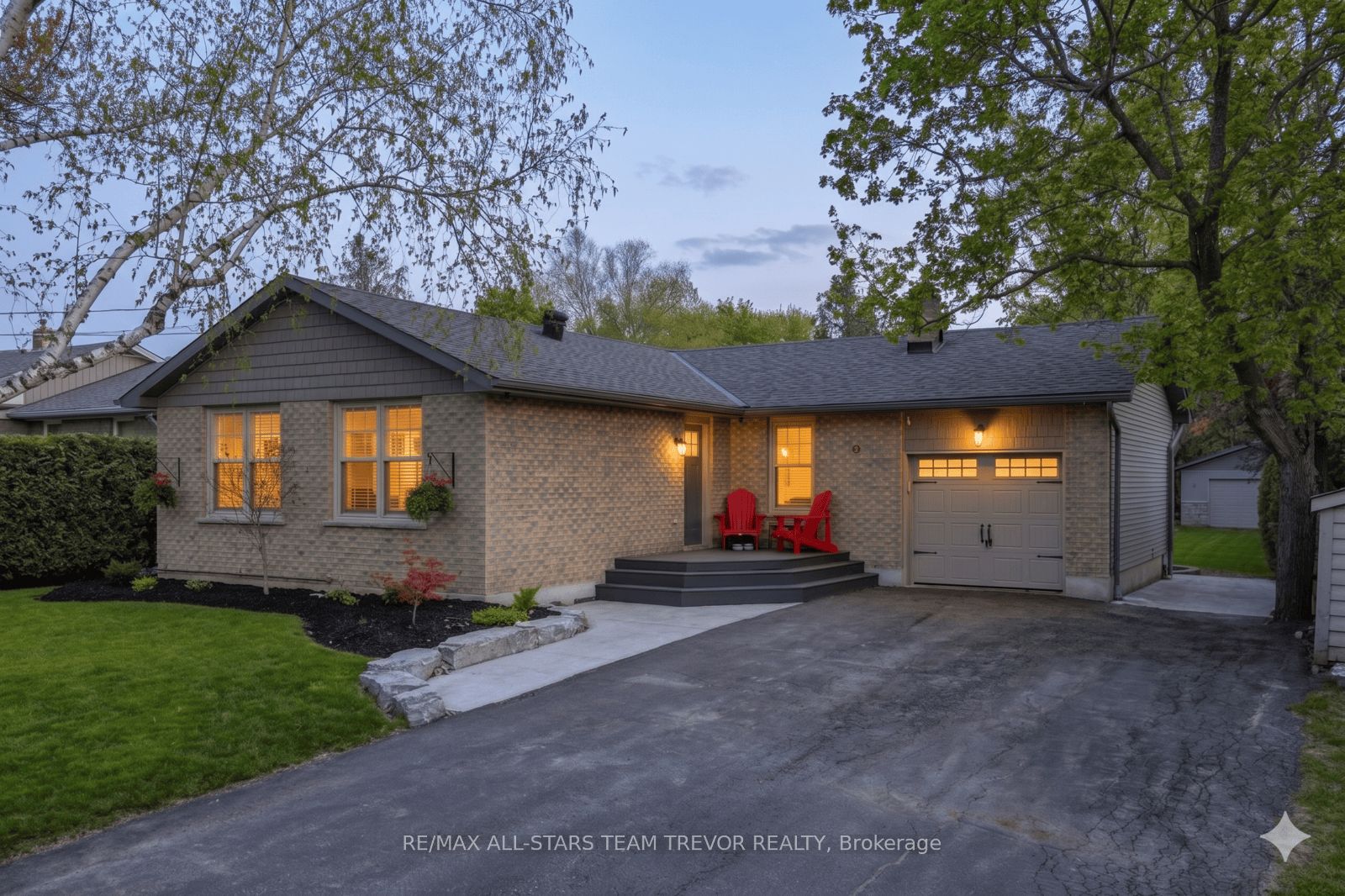 43 Main Street, Georgina, ON, L0E 1N0