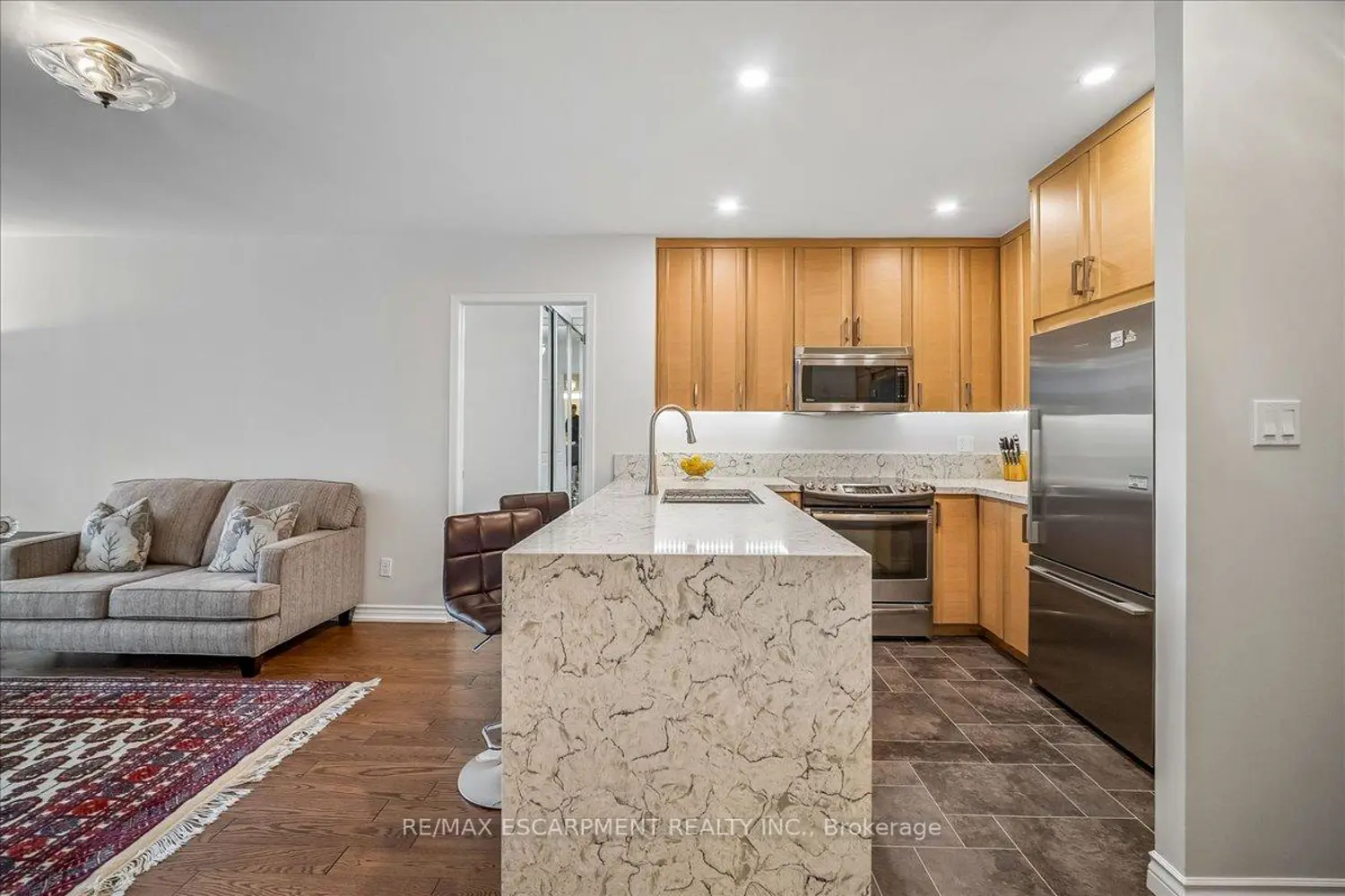 Additional image 7 of 1276 Maple Crossing Boulevard 106