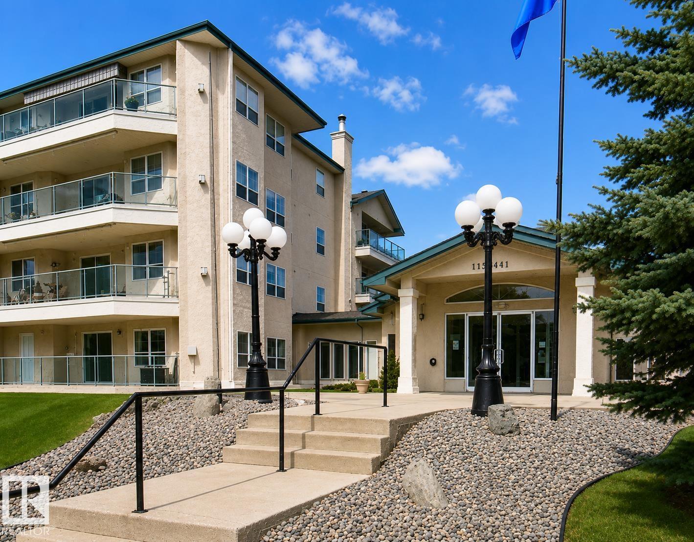 219-9535 176 Street NW, Edmonton, AB, T5T6C8
