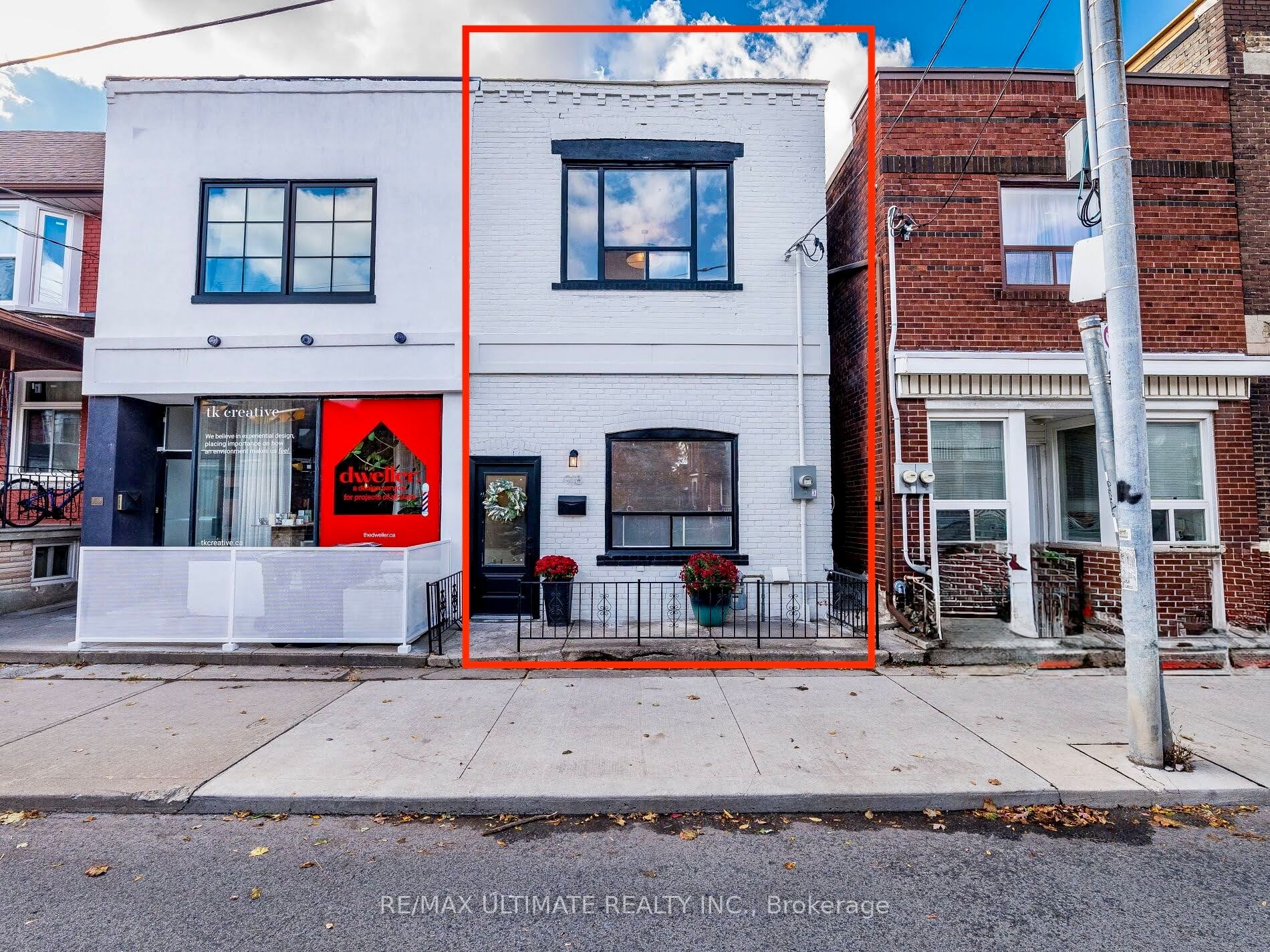 918 Ossington Avenue, Toronto, ON, M6G 3V1