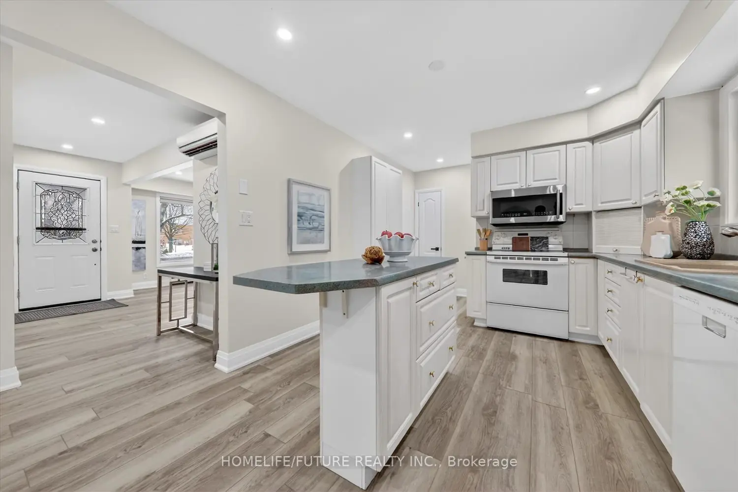 2111 Prestonvale Road photo 4