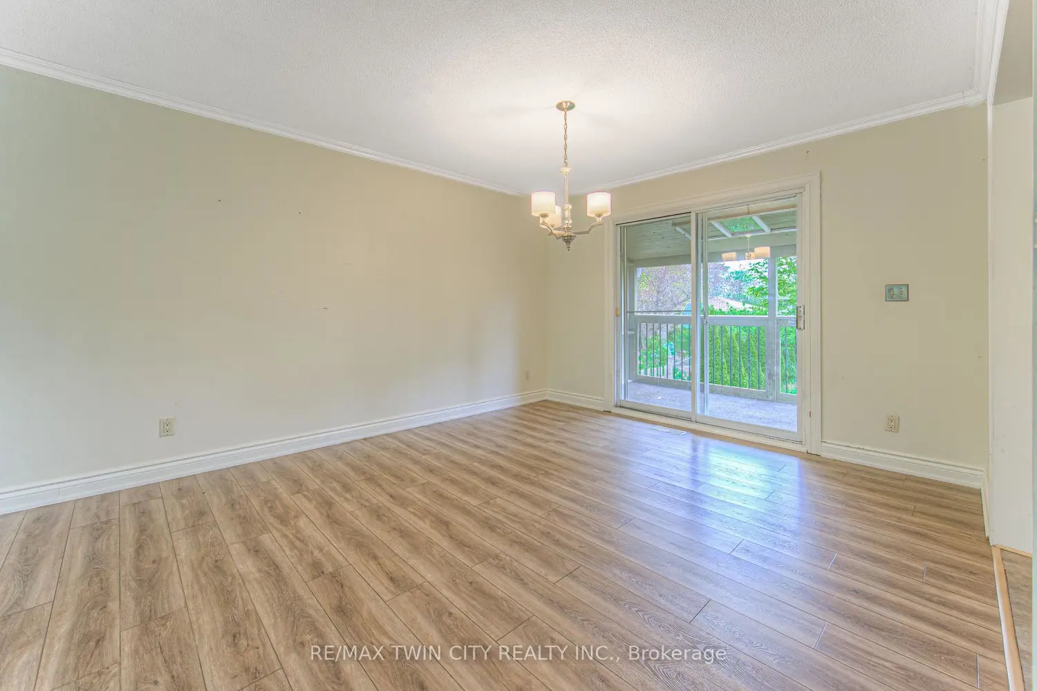 18 Gilston Parkway photo 4