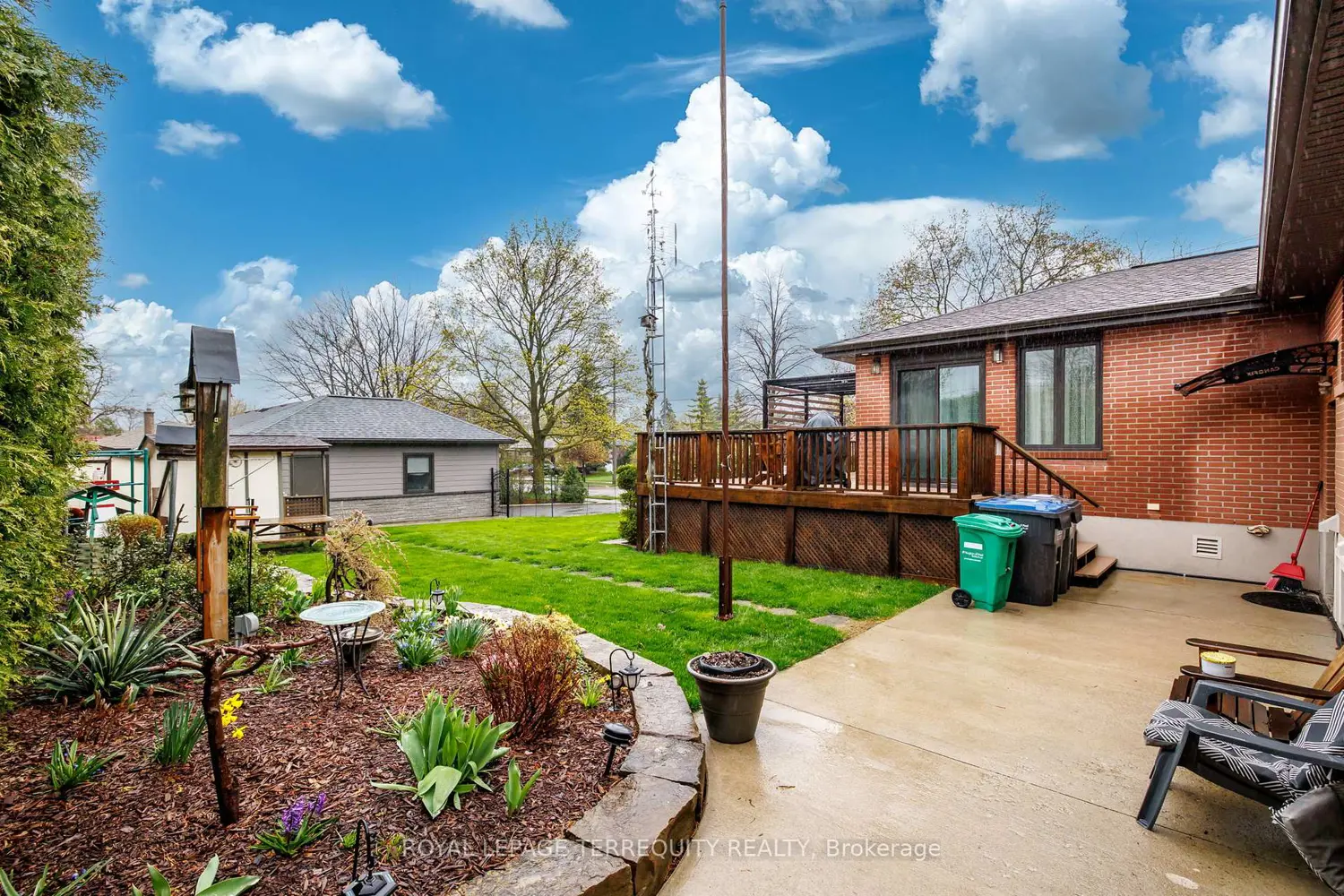 Additional image 12 of 582 Hyacinthe Boulevard