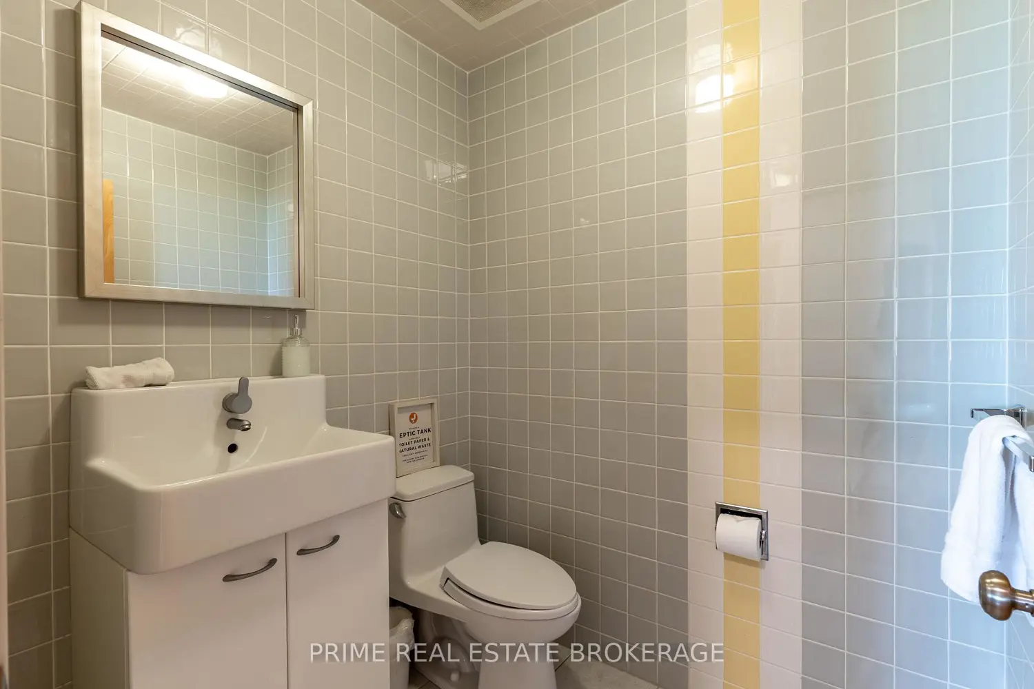 Additional image 8 of 71899 Sunridge Crescent