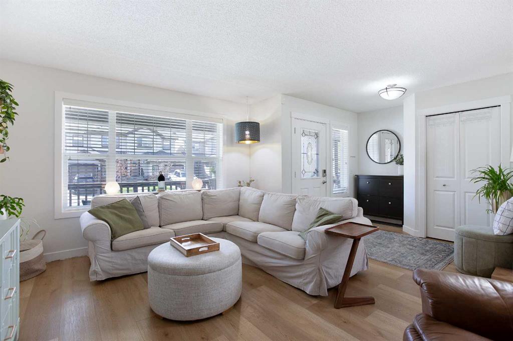 Additional image 5 of 130 Luxstone Way SW, Airdrie, AB, T4B 0H6