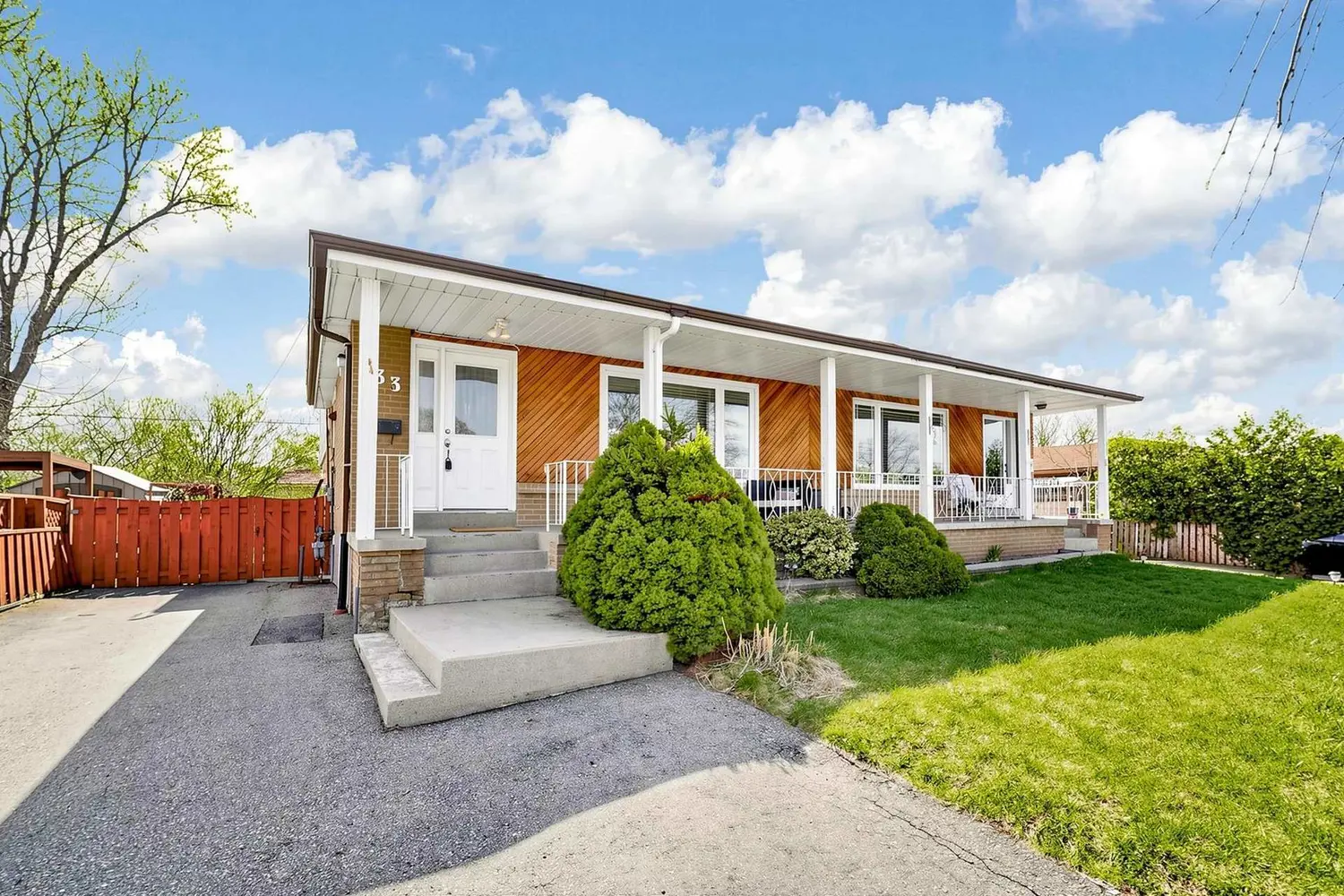 33 Danesbury Crescent