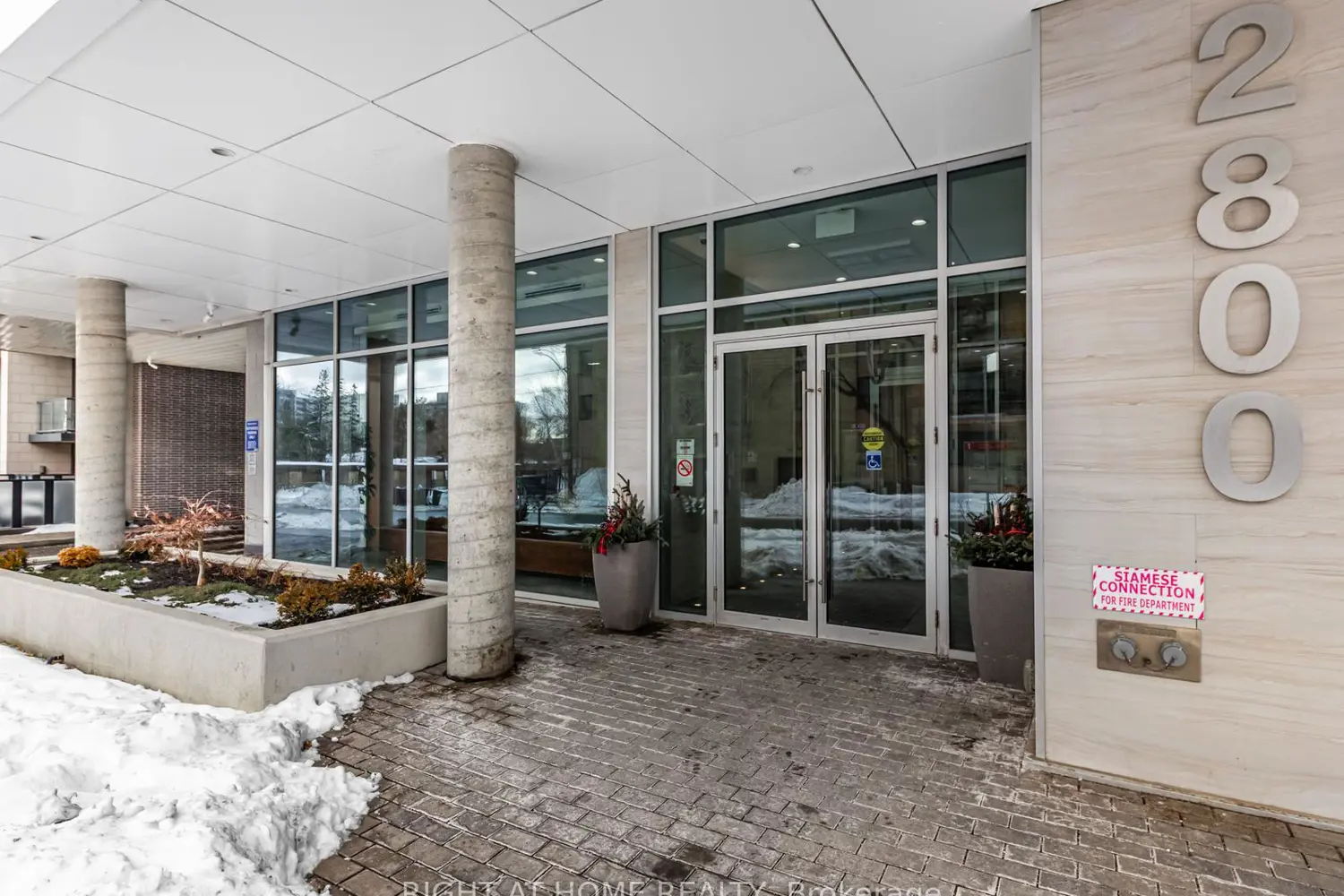 Additional image 2 of 2800 Keele Street 518
