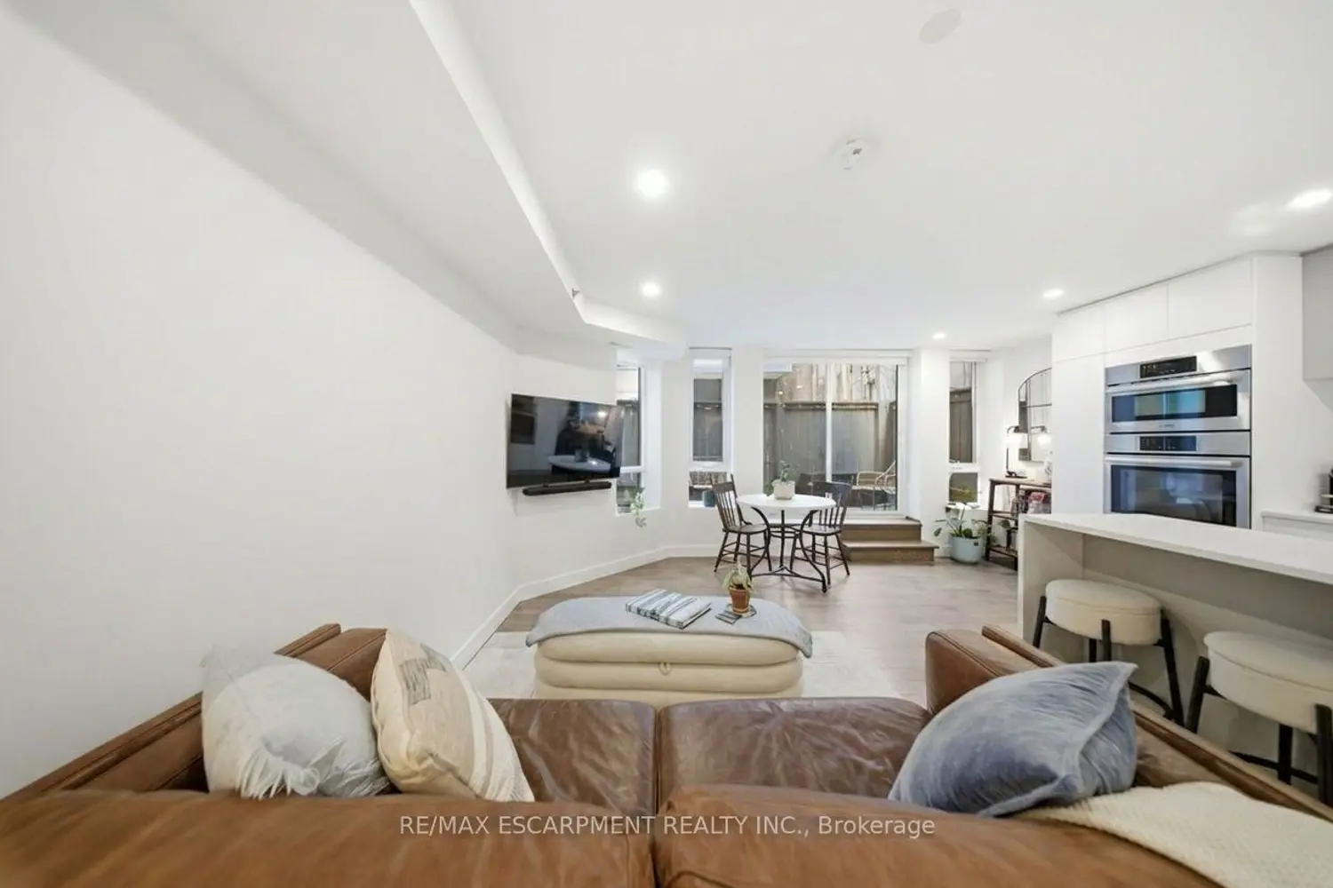 Additional image 2 of 127 Queen Street Th1