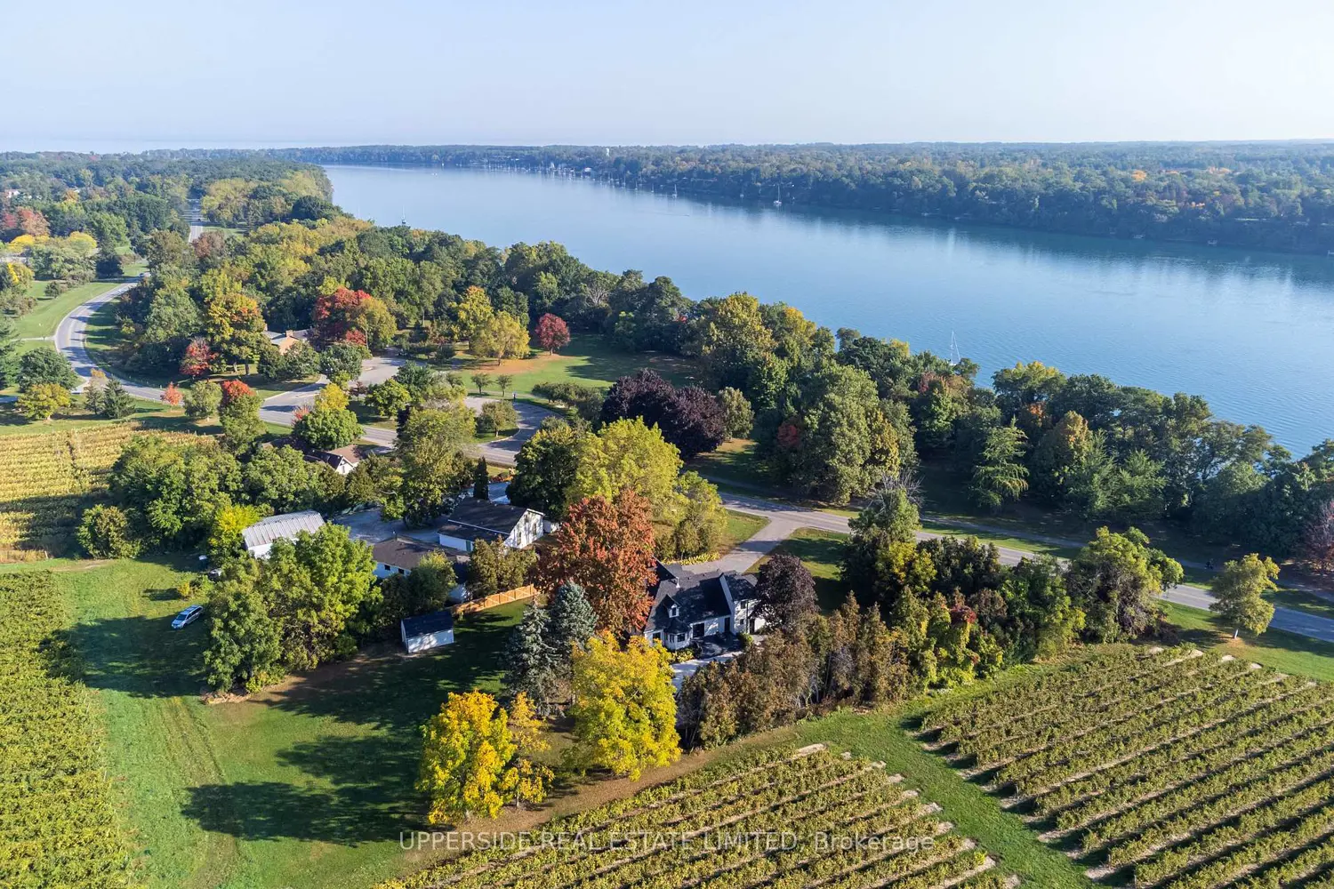 15886 Niagara Parkway