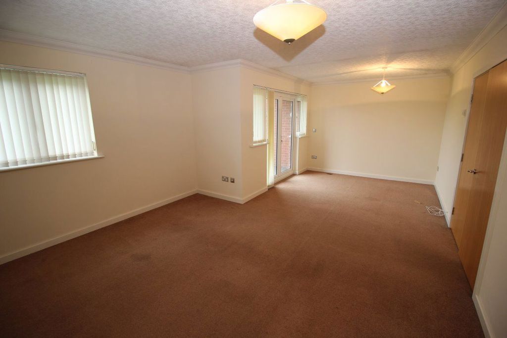 3 bed flat to rentPennine View Close, Carleton Grange CA1 photo 4