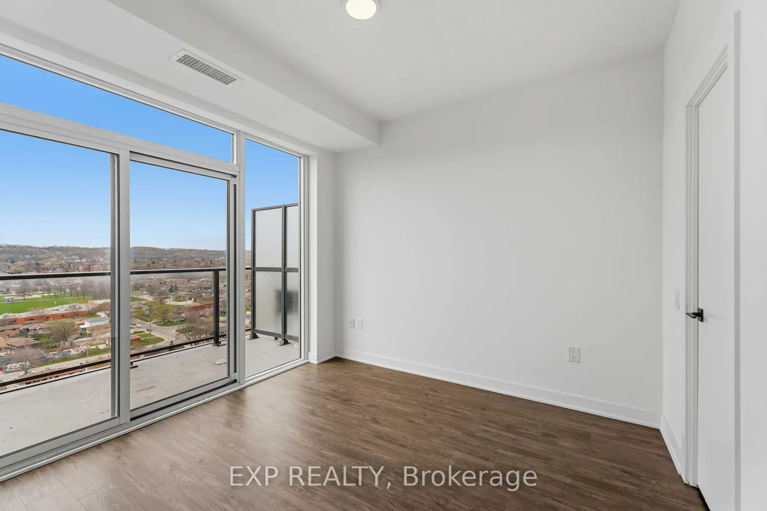 Additional image 8 of 2782 Barton Street 1619