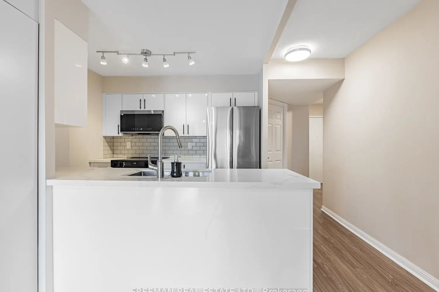 Additional image 6 of 260 Merton Street 508